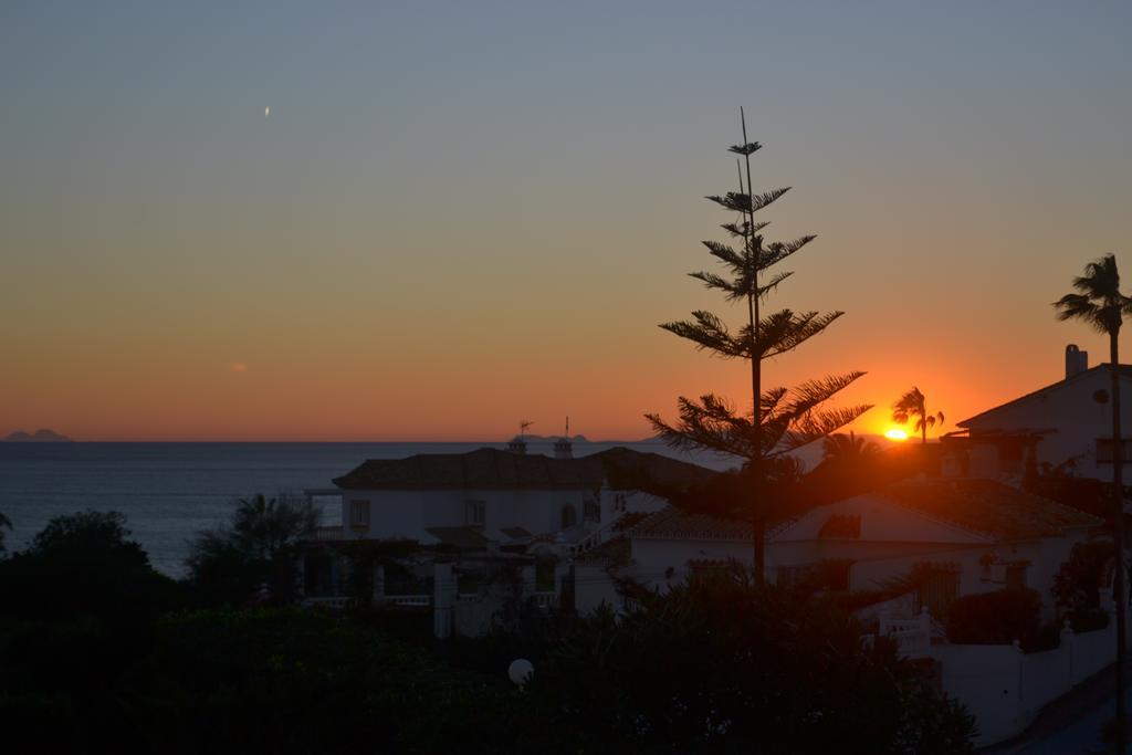 Casa Luz Del Faro Bed & Breakfast Mijas Costa Exterior photo